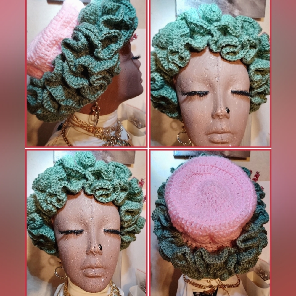 ❤️LOVE:HANDMADE. Crochet Ruffle HAT - Picture 4 of 5